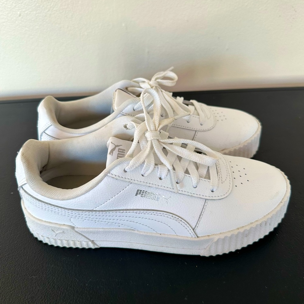 Puma Ladies' White Platform Shoe Carina in size 7.5